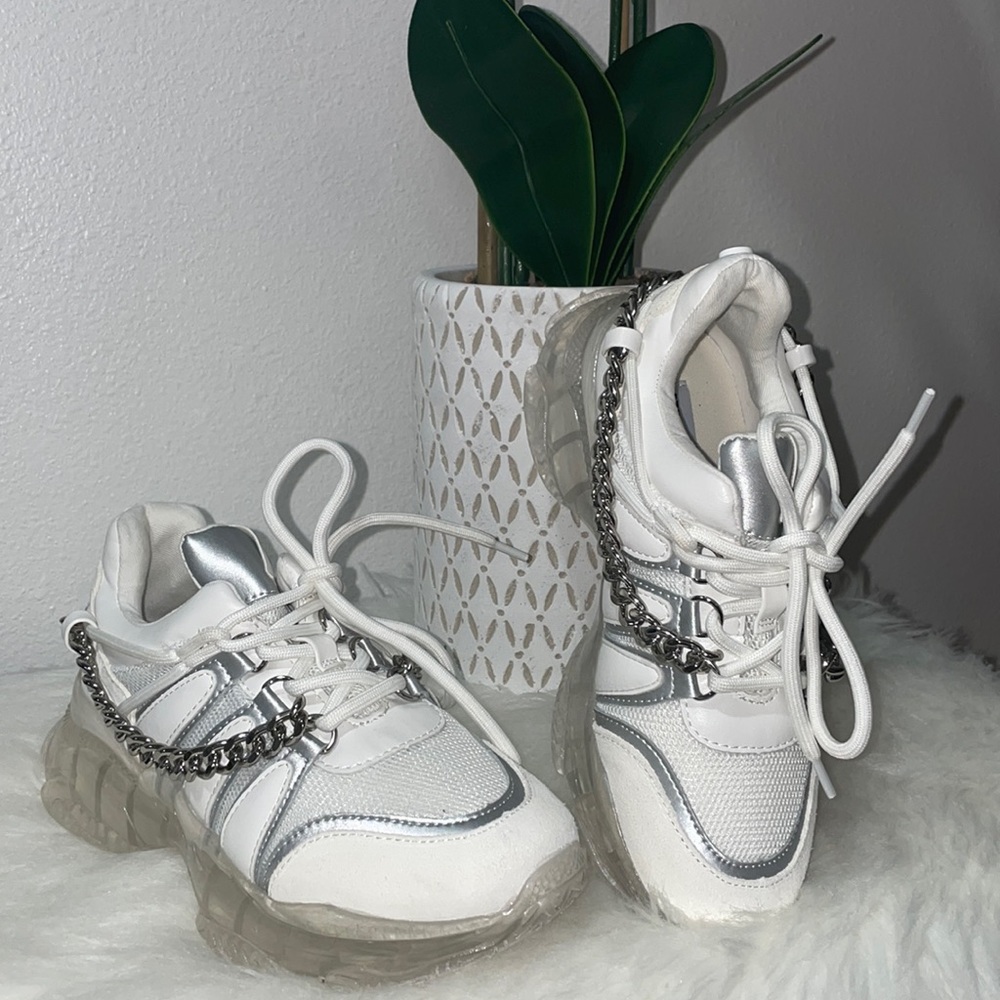 New ❤️ Steve Madden sneakers 🥰